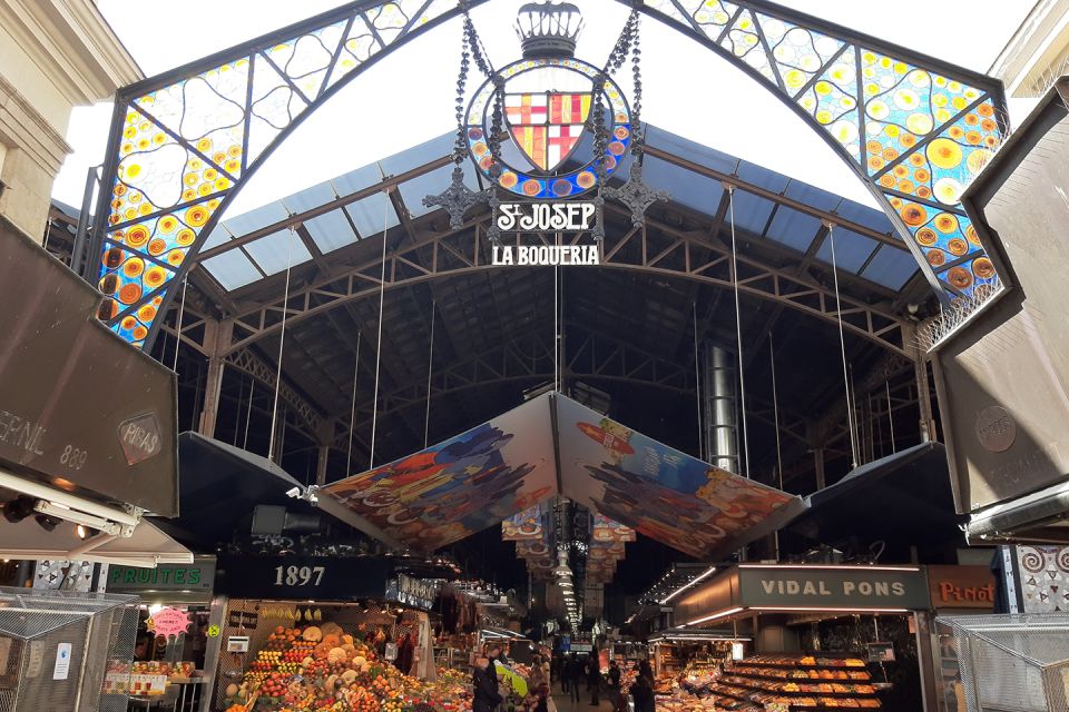 Walking Tour Gothic Quarter and Ramblas+Boat Trip - Price and Value: What $63 Buys You (Walking + Boat)