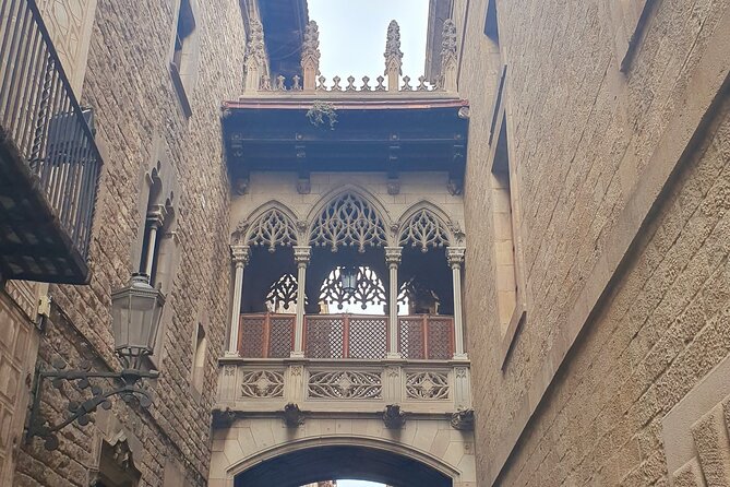 Walking Tour Mysteries and Legends of Barcelona and its Ghosts - Where You Meet and How the Route Lands at Plaça de l’Àngel