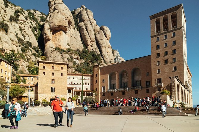 With Locals Ultimate Montserrat PRIVATE Day Trip - With Cable Car and Train - Who This Tour Fits Best