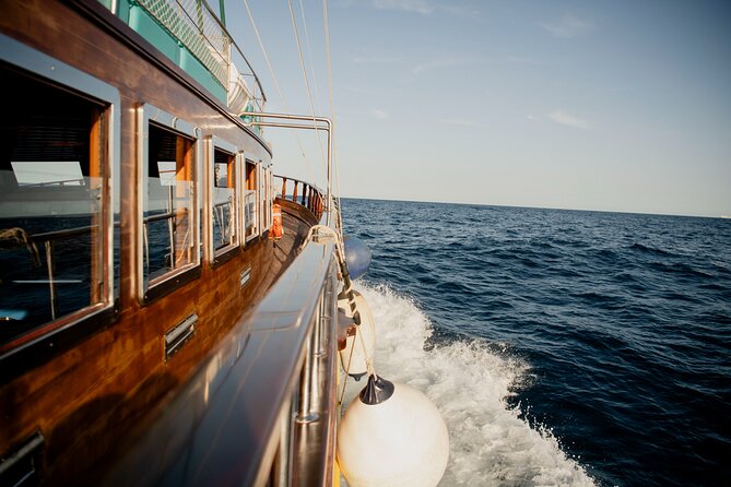 Wooden Boat Sailing with Tapa and Welcome Drink - Price and value: where $22.64 makes sense