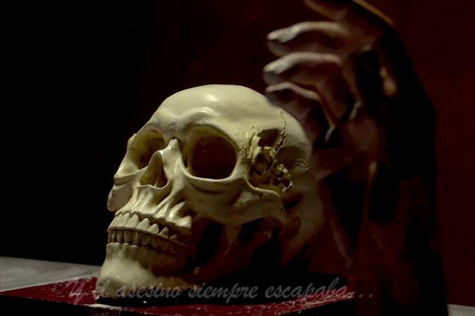 Xcape Room Bcn: Corpse Gallery Escape Room Barcelona - The serial-killer story that actually guides your teamwork