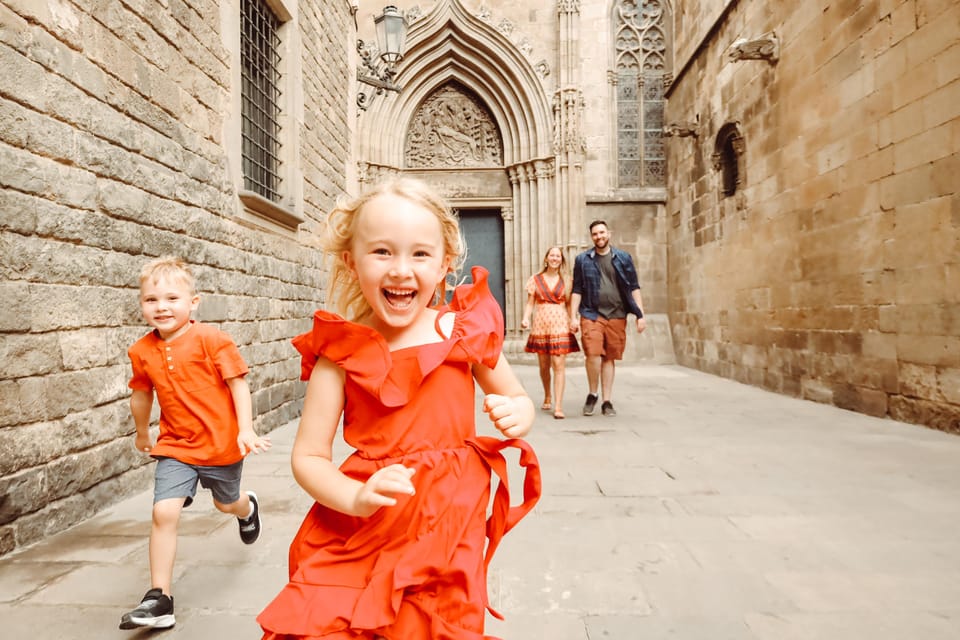 ✅ Barcelona: Sightseeing Professional Photoshoot Session - Key takeaways before you book
